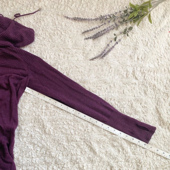 Artisan NY Maroon purple long turtle neck knitted warm sweater - Picture 6 of 6